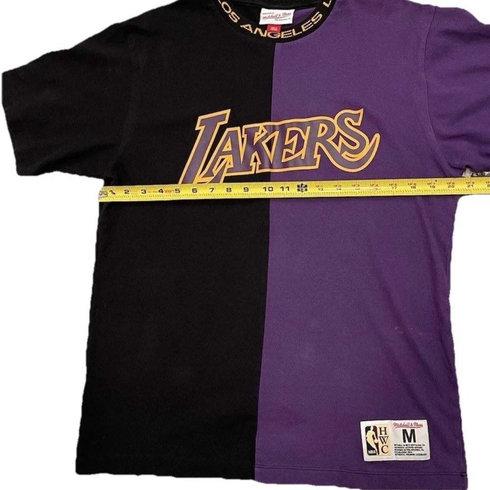 Mitchell & Ness LA Lakers T-shirt Size Medium NBA Hardwood Classics Black Purple - Picture 7 of 11